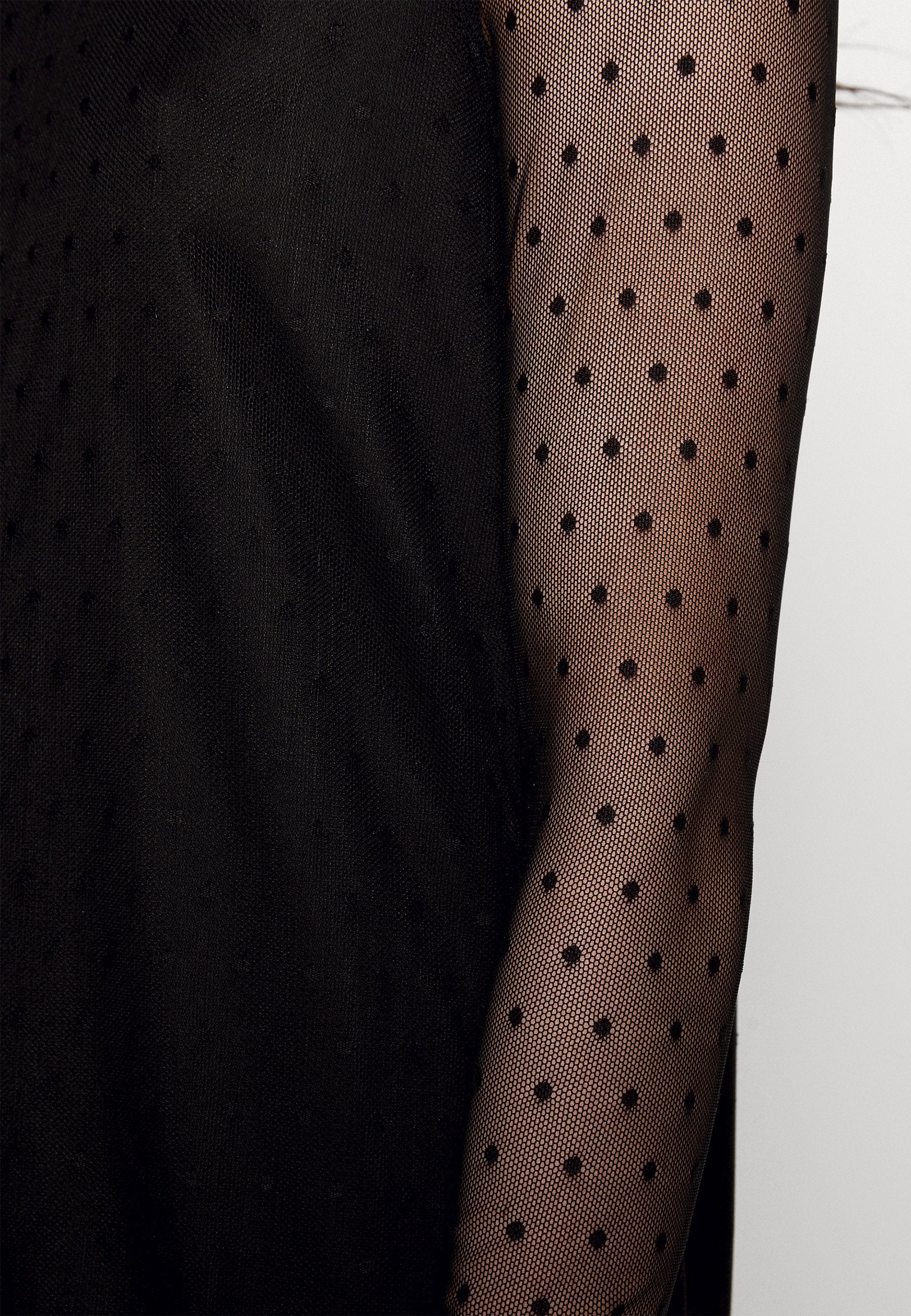 Pieces Petite PCNESH O-NECK SHORT DRESS
