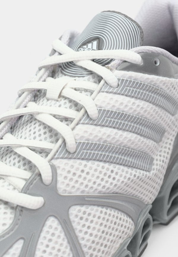 adidas Originals MEGA GHOSTRIDE W