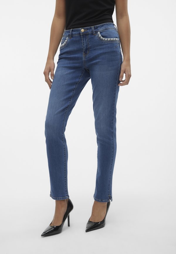 Vero Moda Tapered fit VMYOURS Mid rise