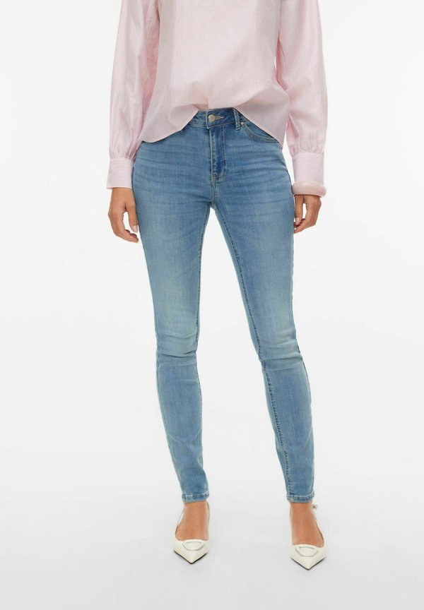 Vero Moda Skinny fit VMFLASH Mid rise - Jeans Skinny Fit - medium blue denim