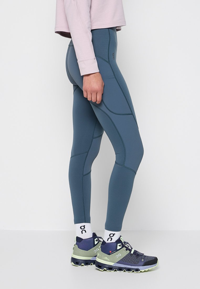 On Leggings Media 4