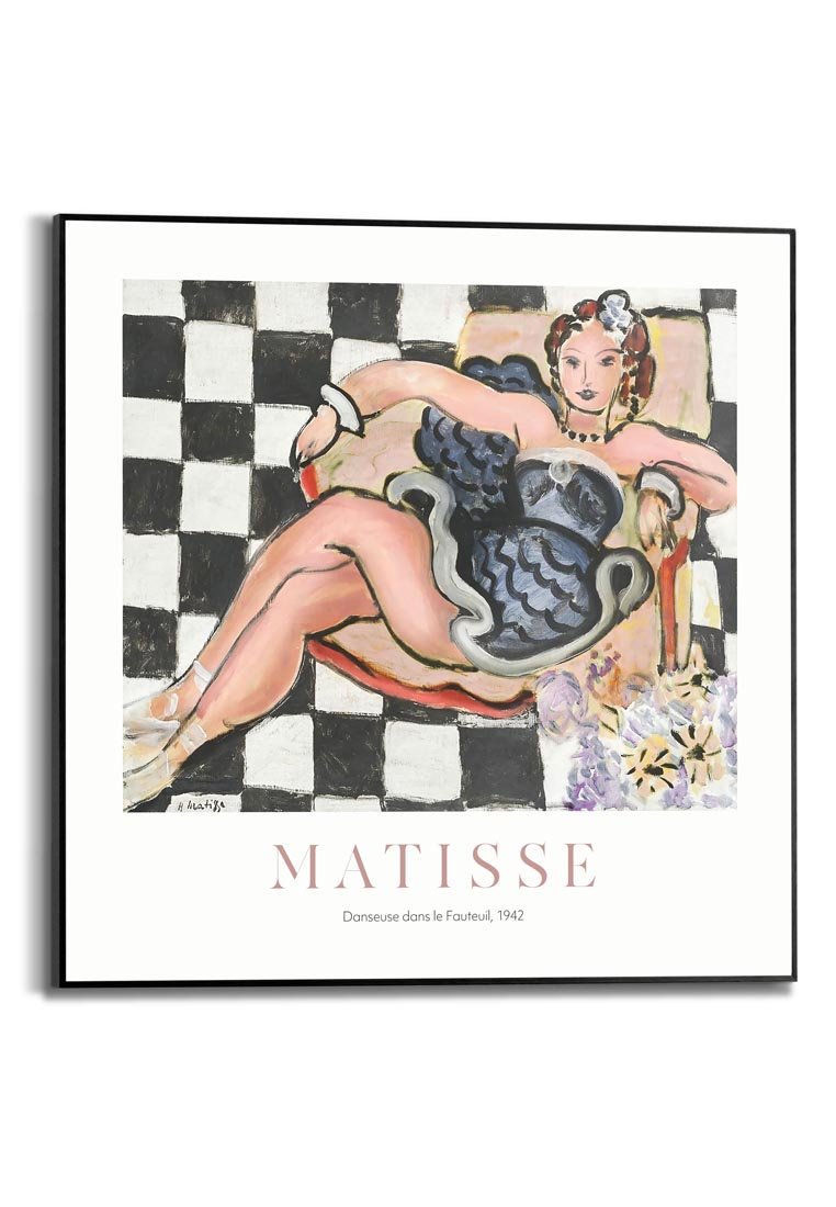 Orange Wallz DANSEUSE DANS LE FAUTEUIL