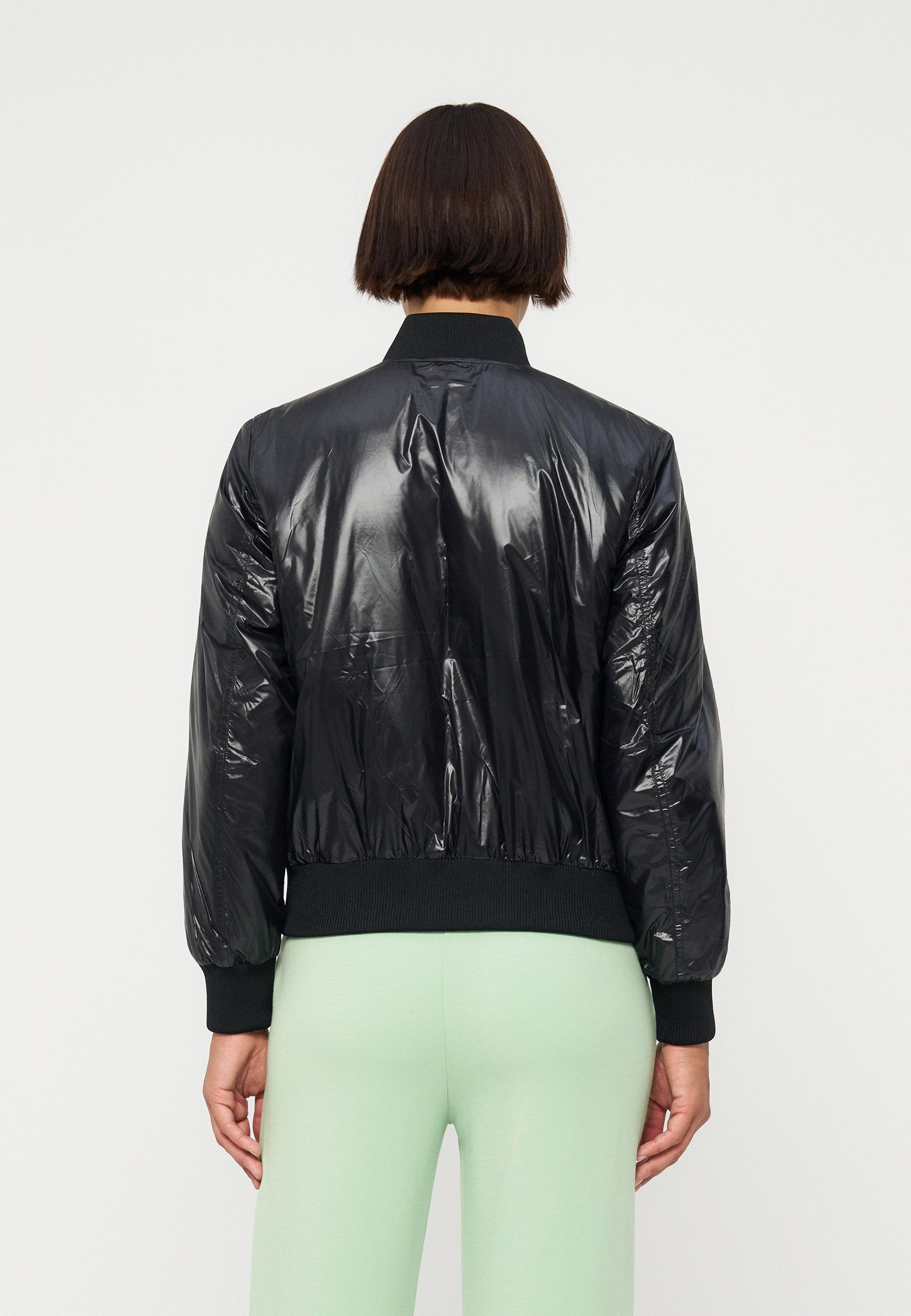 Armani Exchange Bomberjacke Media 2