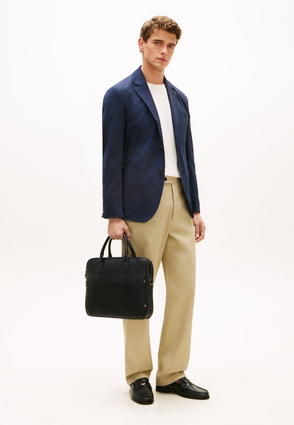 Tommy Hilfiger WOVEN POCKET LAPTOP BAG - Laptop bag - black