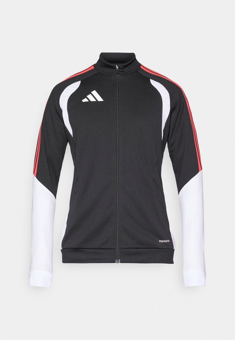 Schwarze Sportjacke mit roten und weißen Akzenten, Reißverschluss vorne, hohem Kragen und einem Logo mit drei weißen Streifen auf der Brust. Elastischer Stoff.