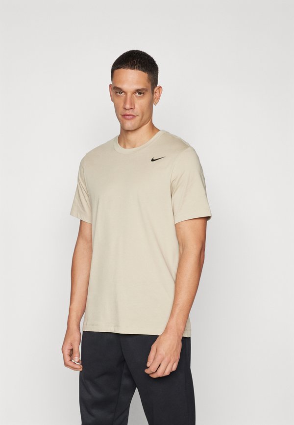 Nike Performance TEE CREW SOLID - Sports T-shirt - desert khaki black
