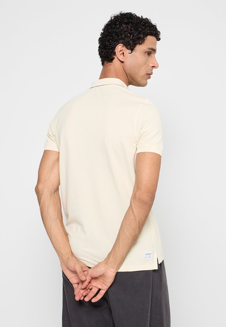 U.S. Polo Assn. HUMP