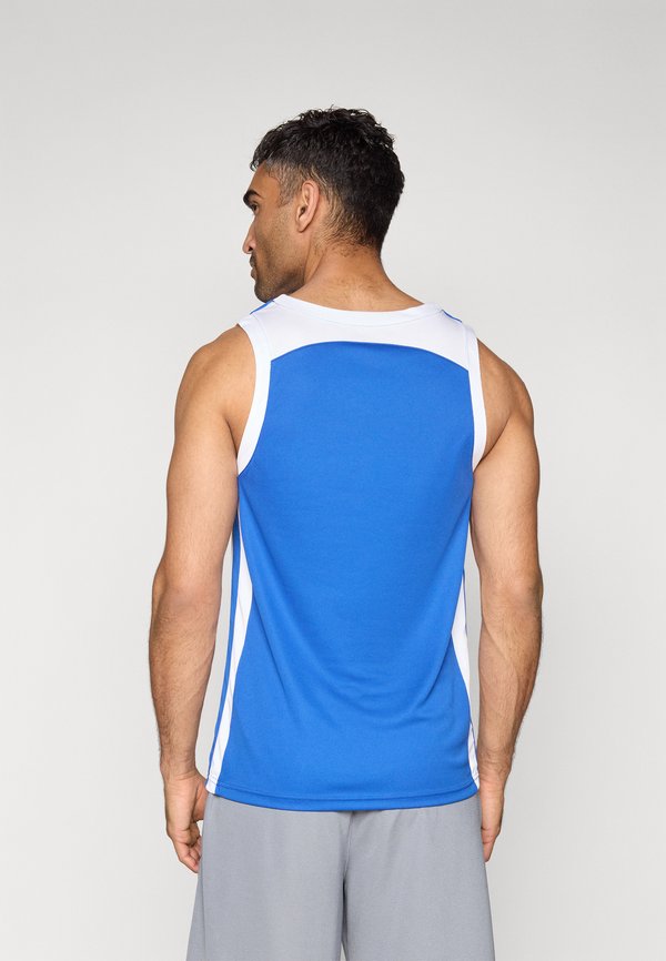 Nike Performance