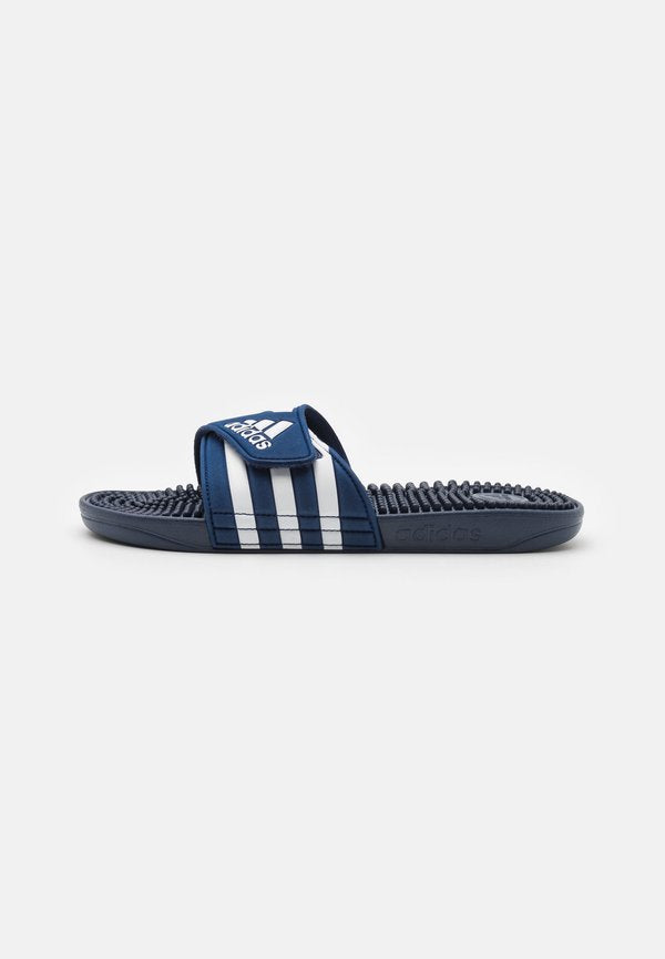 adidas Performance ADISSAGE - Pool shoes - dark blue/footwear white