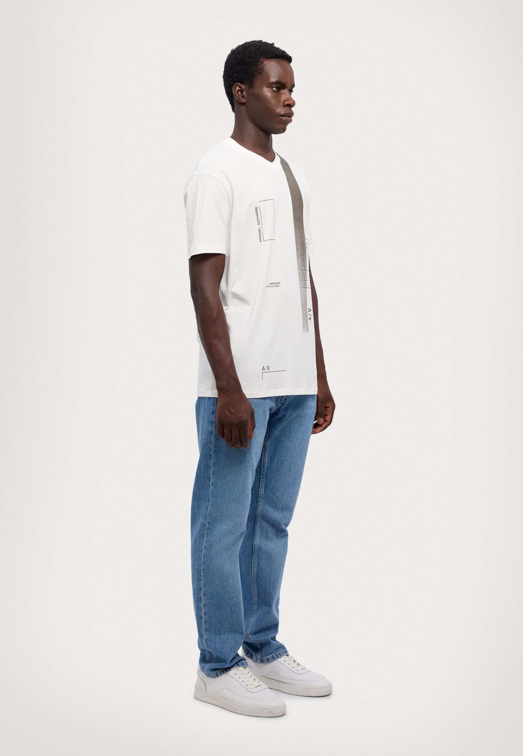 Armani Exchange T-Shirt print Media 3