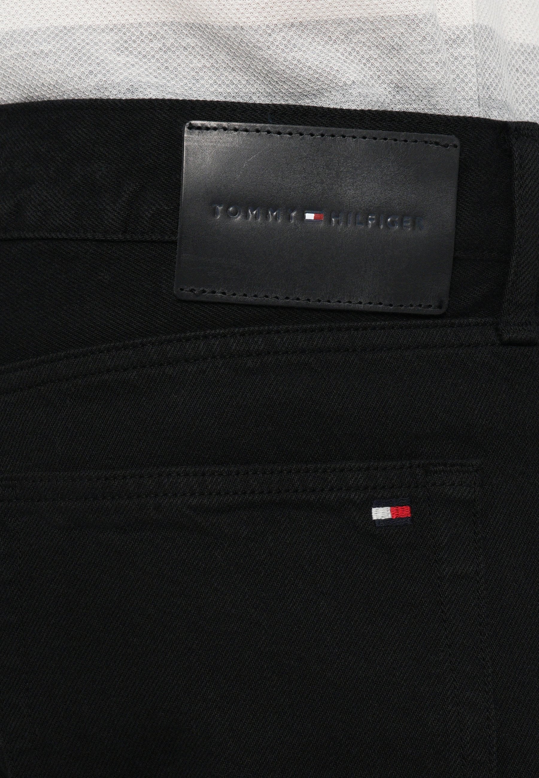 WASHED REGULAR STRAIGHT LEG BLACK JEANS Media 6