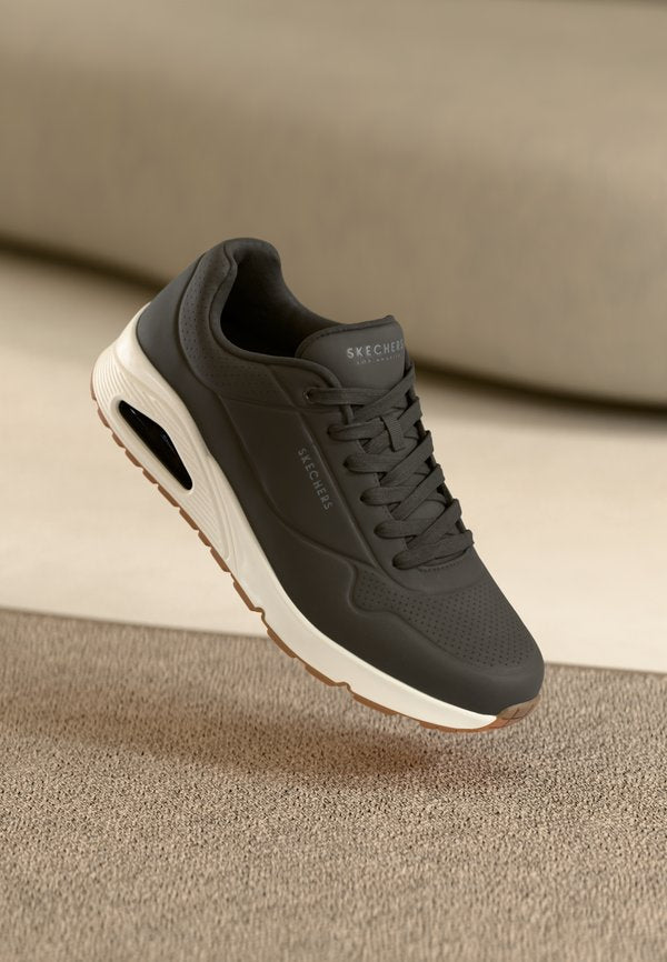 Skechers UNO WIDE FIT - Trainers - black