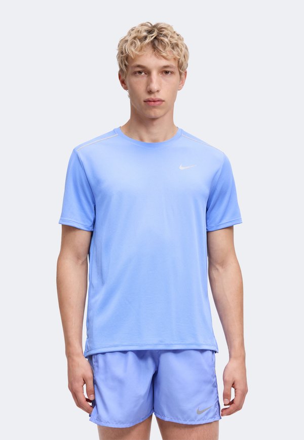 Nike Performance MILER  - Sports T-shirt - royal pulse/sapphire