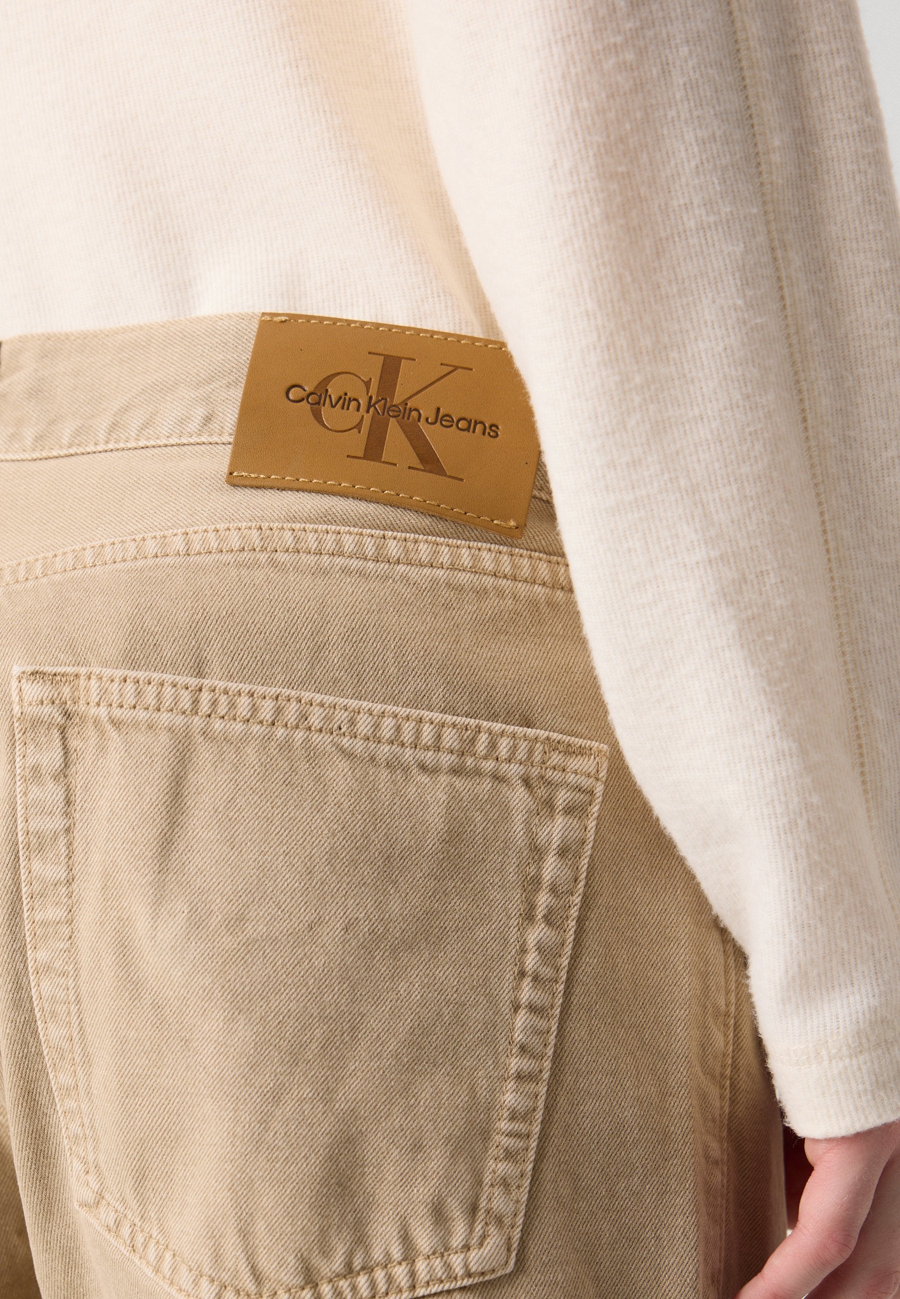 Calvin Klein Jeans STANDARD