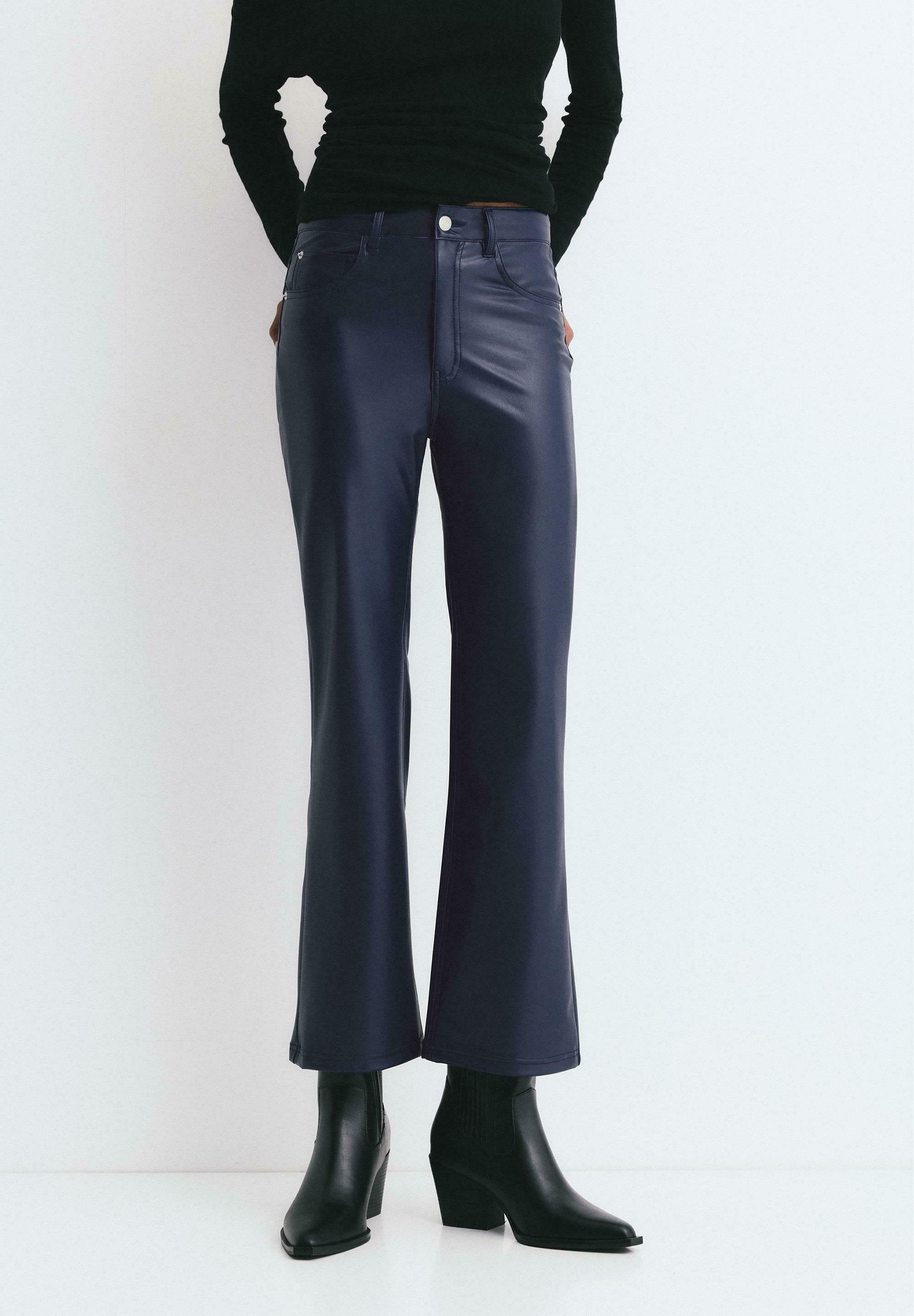 PULL&BEAR EFFECT KICK FLARED