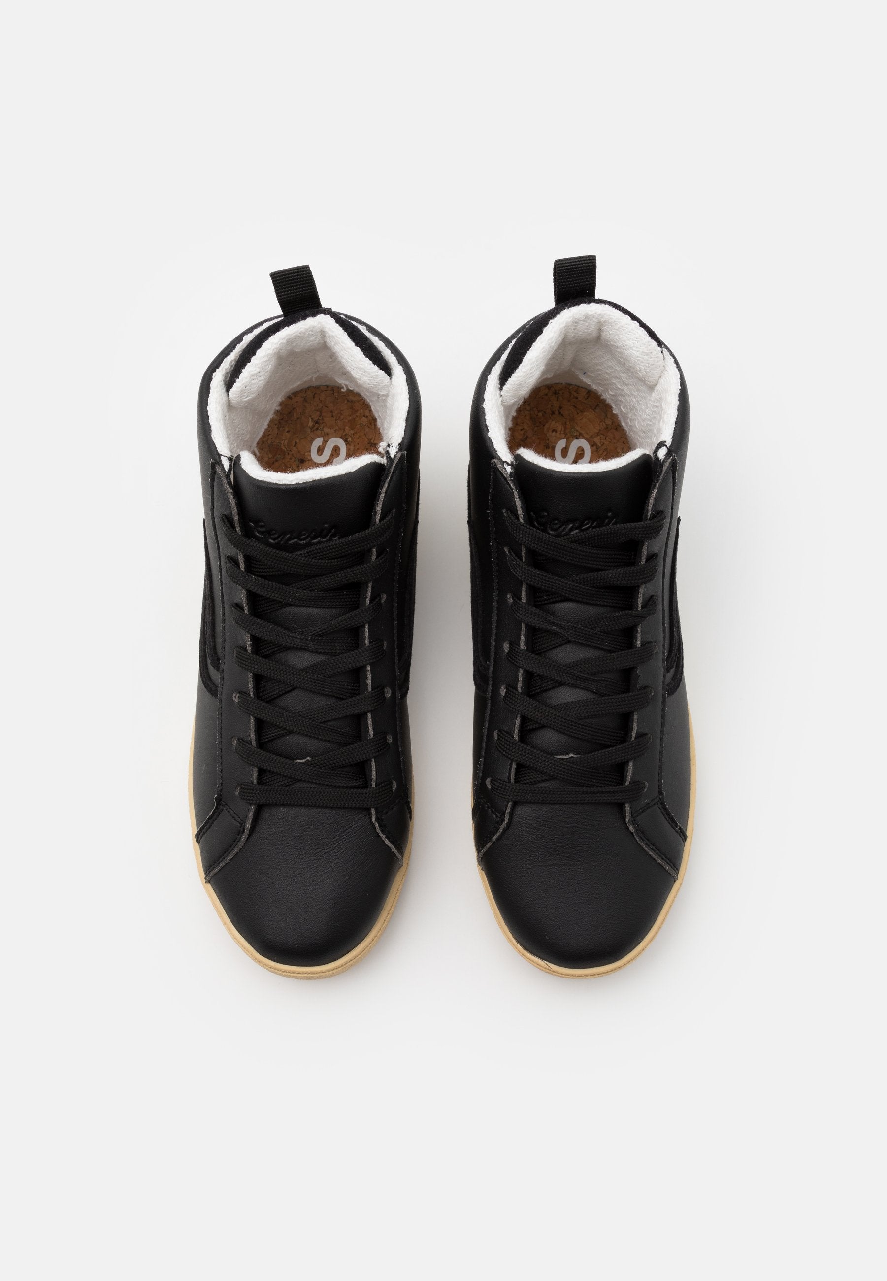 Genesis Footwear