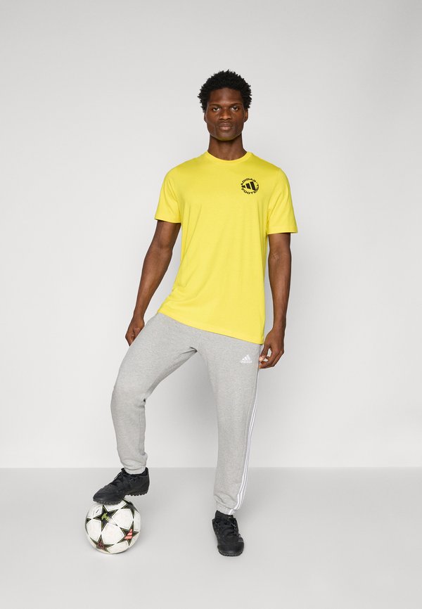 adidas Performance FOOTBALL STICKER GRAPHIC T-SHIRT