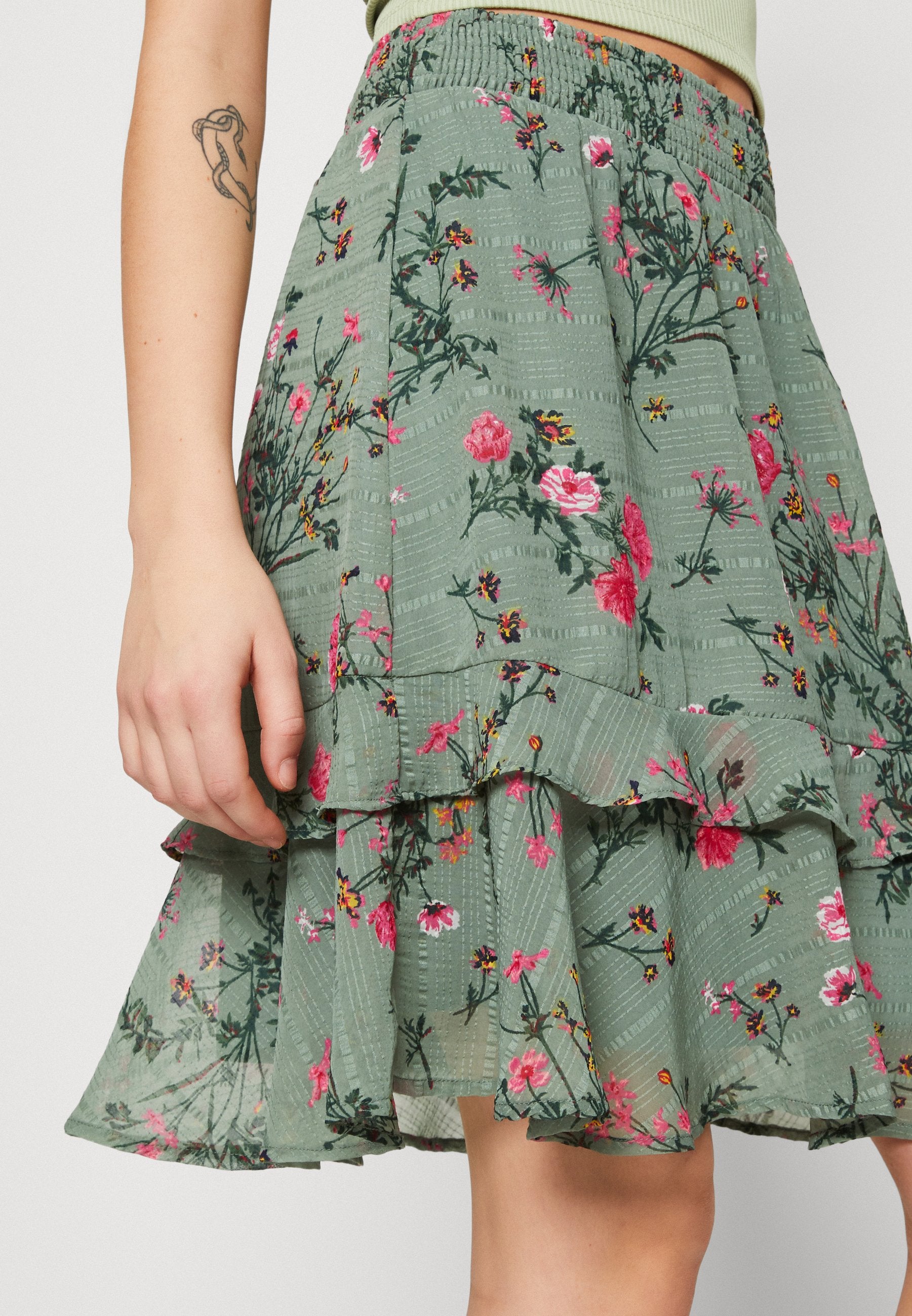 Vero Moda VMROSA SMOCK SKIRT