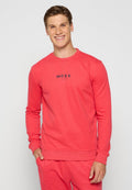 Rotes Sweatshirt mit langen Ärmeln, rundem Halsausschnitt und navyfarbenem Logo-Text "MEXX" auf der Brust. Weicher Stoff und gerippte Bündchen sowie Saum.