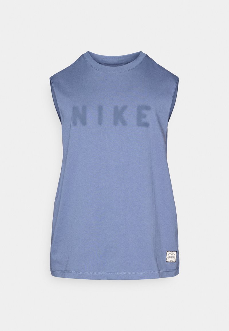 Blaues ärmelloses Nike-Top aus weichem Stoff. Verfügt über einen großen, verblassten "NIKE"-Schriftzug auf der Vorderseite und ein kleines Logo-Patch am Saum.