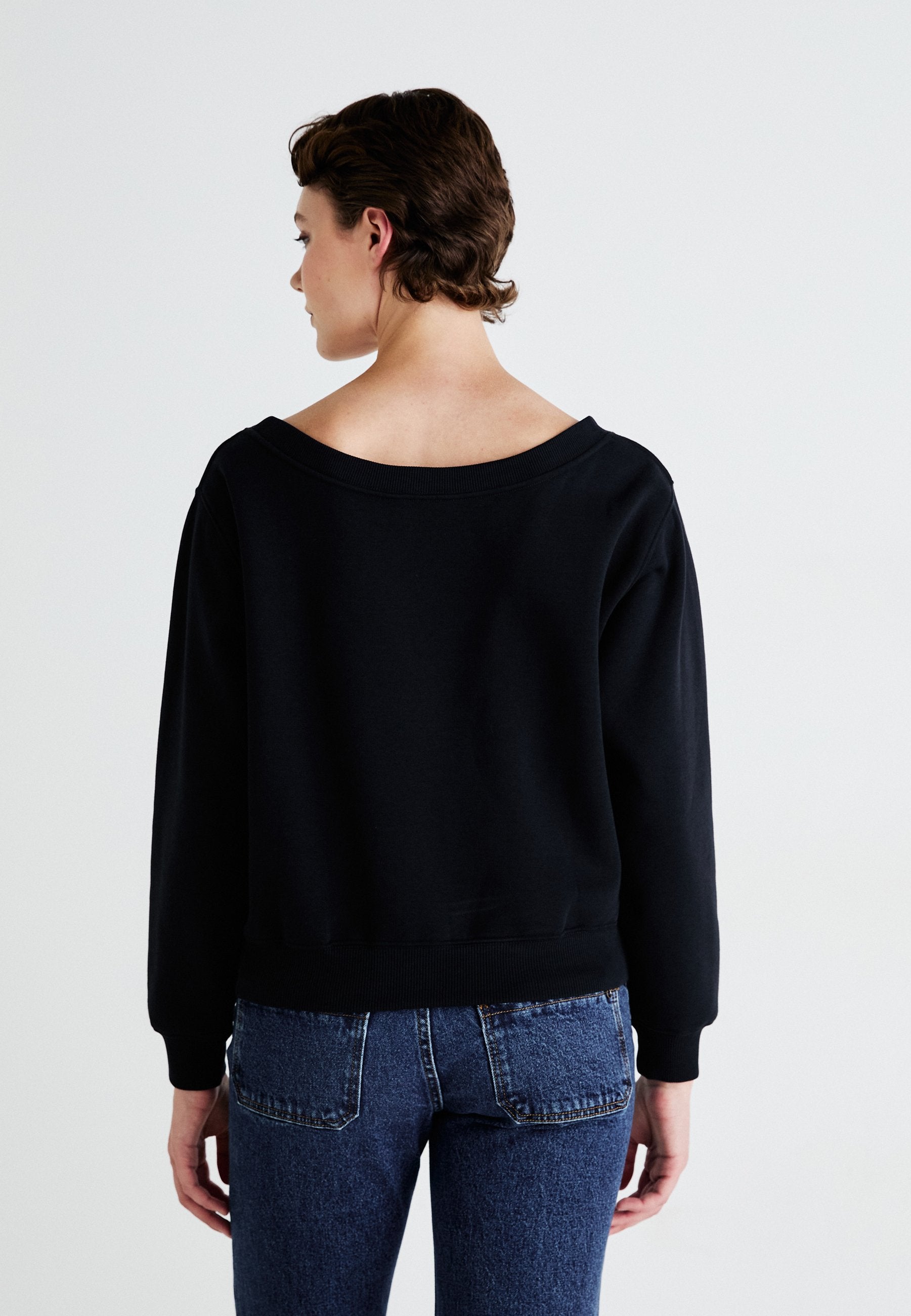 Lee OFF SHOULDER
