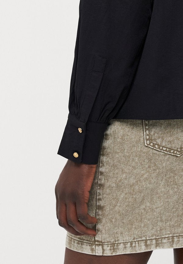 Vero Moda Tall VMFANNI V NECK