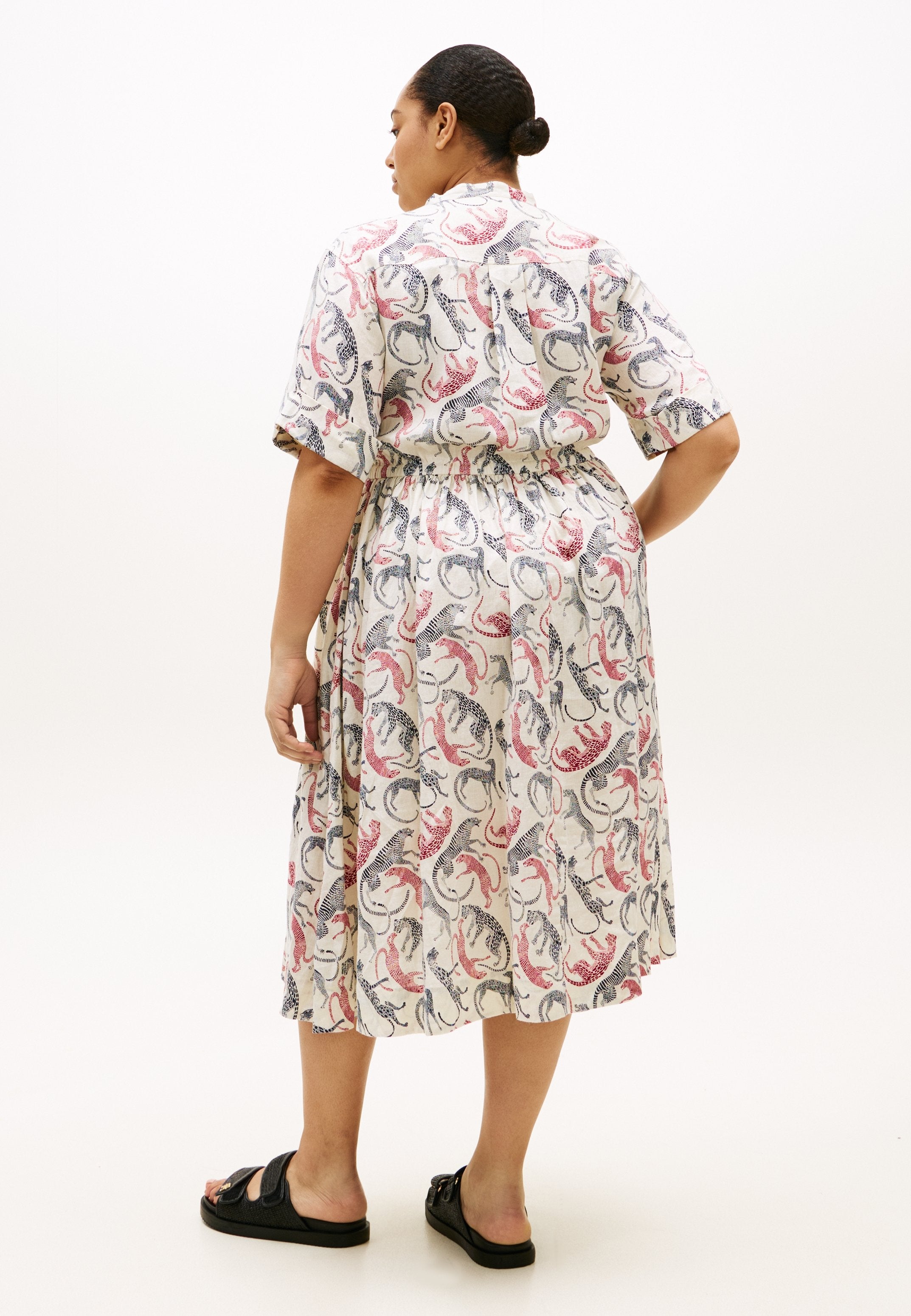 CURVE PRINT PURE LINEN MIDI SHIRT DRESS Media 3