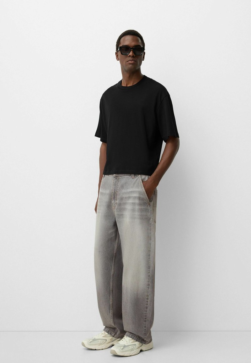 Bershka Jeans Relaxed Fit Media 1