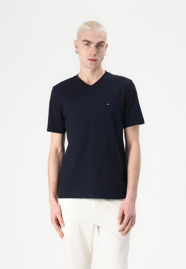Tommy Hilfiger ESSENTIALS TEE - Basic T-shirt - desert sky