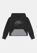 Nike Sportswear ICONCLASH