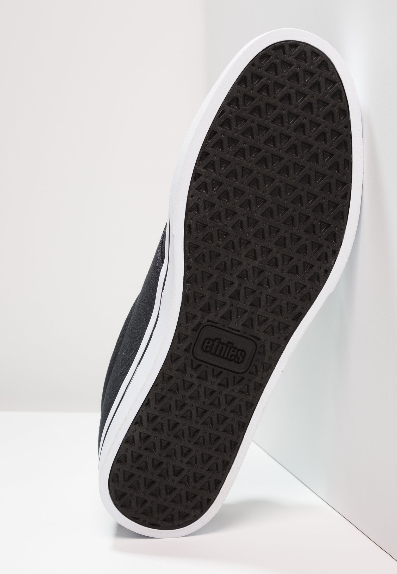 Etnies