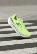 New Balance 1080V15 - Road running shoes - afterglow blue bird