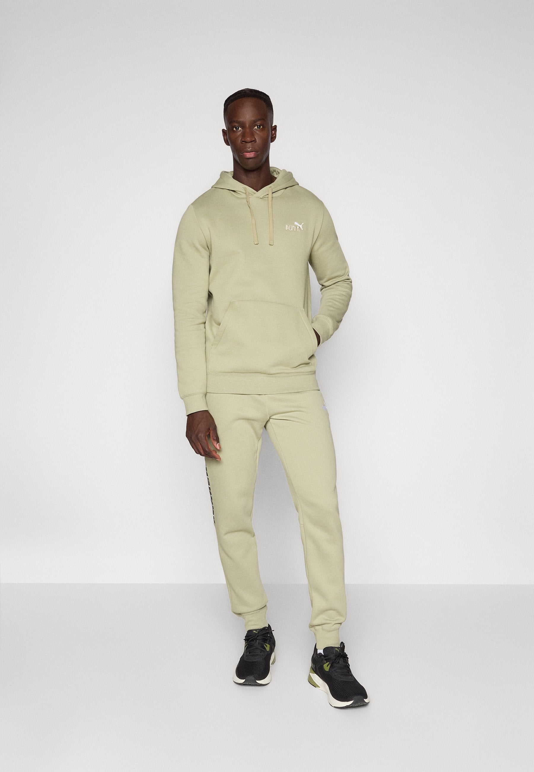 Puma 2 COLOR SMALL NO. 1 LOGO HOODIE