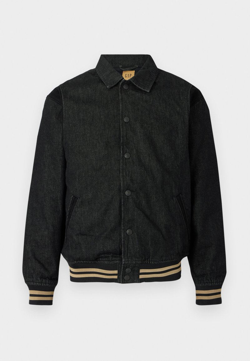 Schwarze Jeansjacke mit Knopfverschluss, gerippten Bündchen und elastischem Saum. Verfügt über einen Kragen und Seitentaschen.