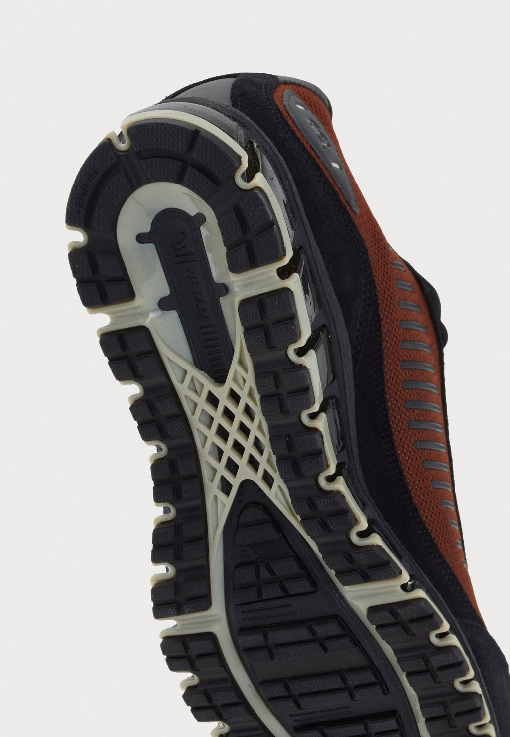 GEL QUANTUM UNISEX Media 6