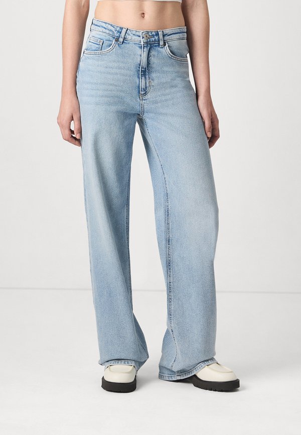 ONLY ONLJUICY WIDE - Wide Leg - light blue denim