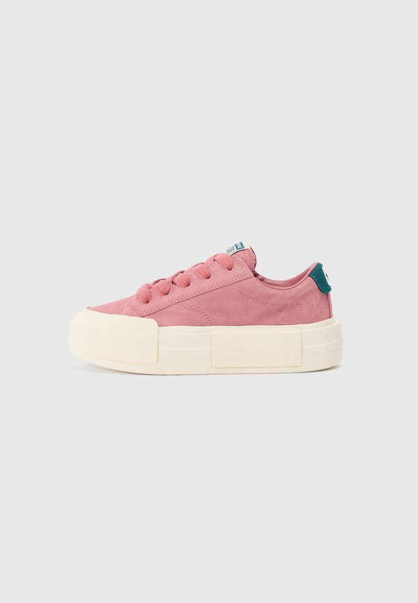 Converse CHUCK TAYLOR ALL STAR CRUISE