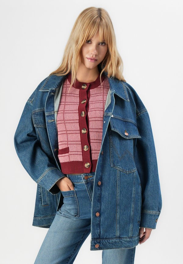 Wrangler MEGA TRUCKER