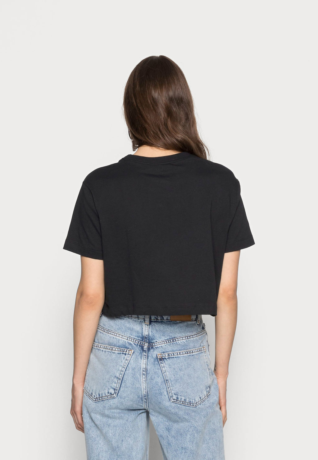 Nike Sportswear TEE