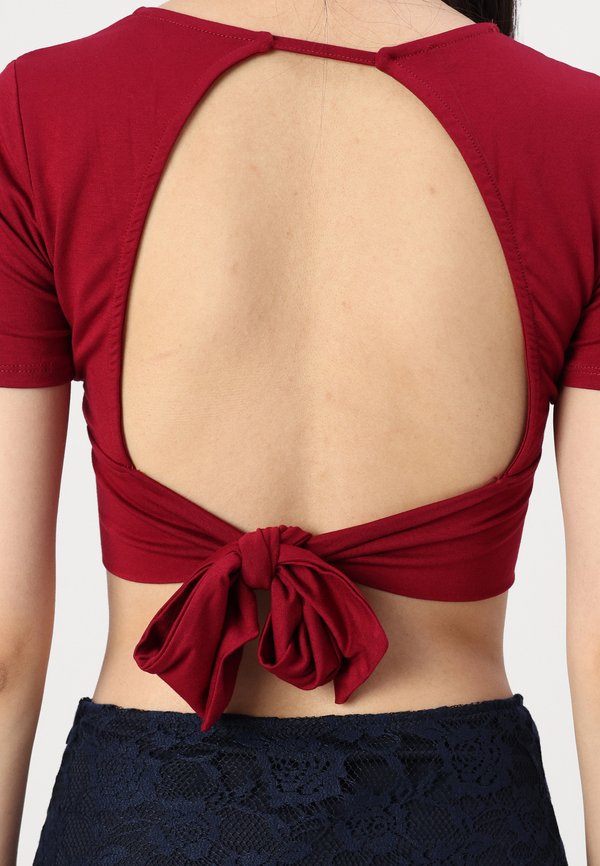 WAL G. CRISSY BACKLESS SHORT SLEEVE