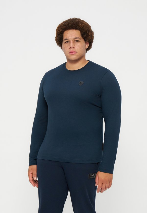 EA7 Emporio Armani