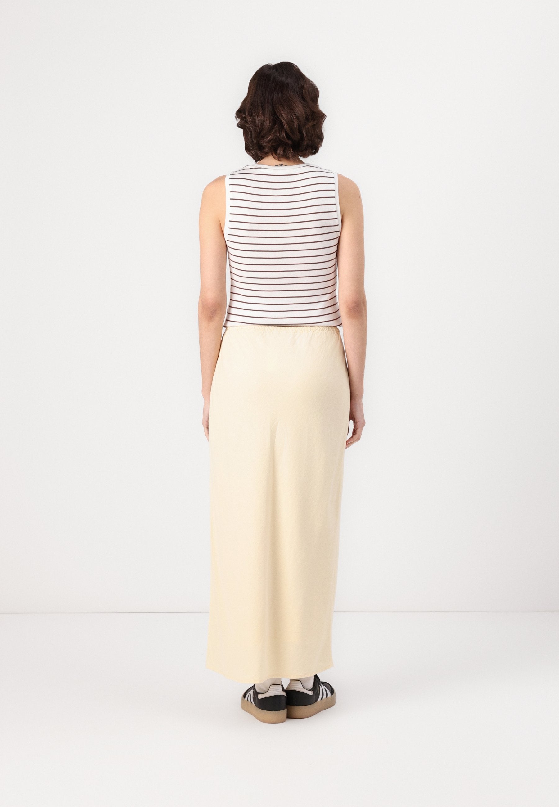 GAP MIDI PULL ON SKIRT
