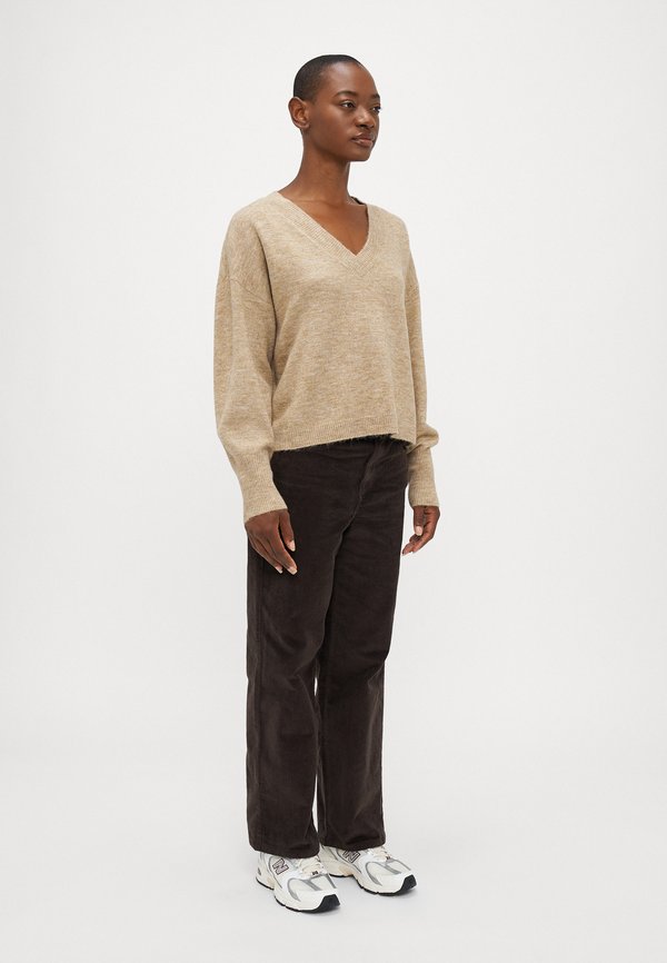 Vero Moda Petite VMJUPITER V NECK