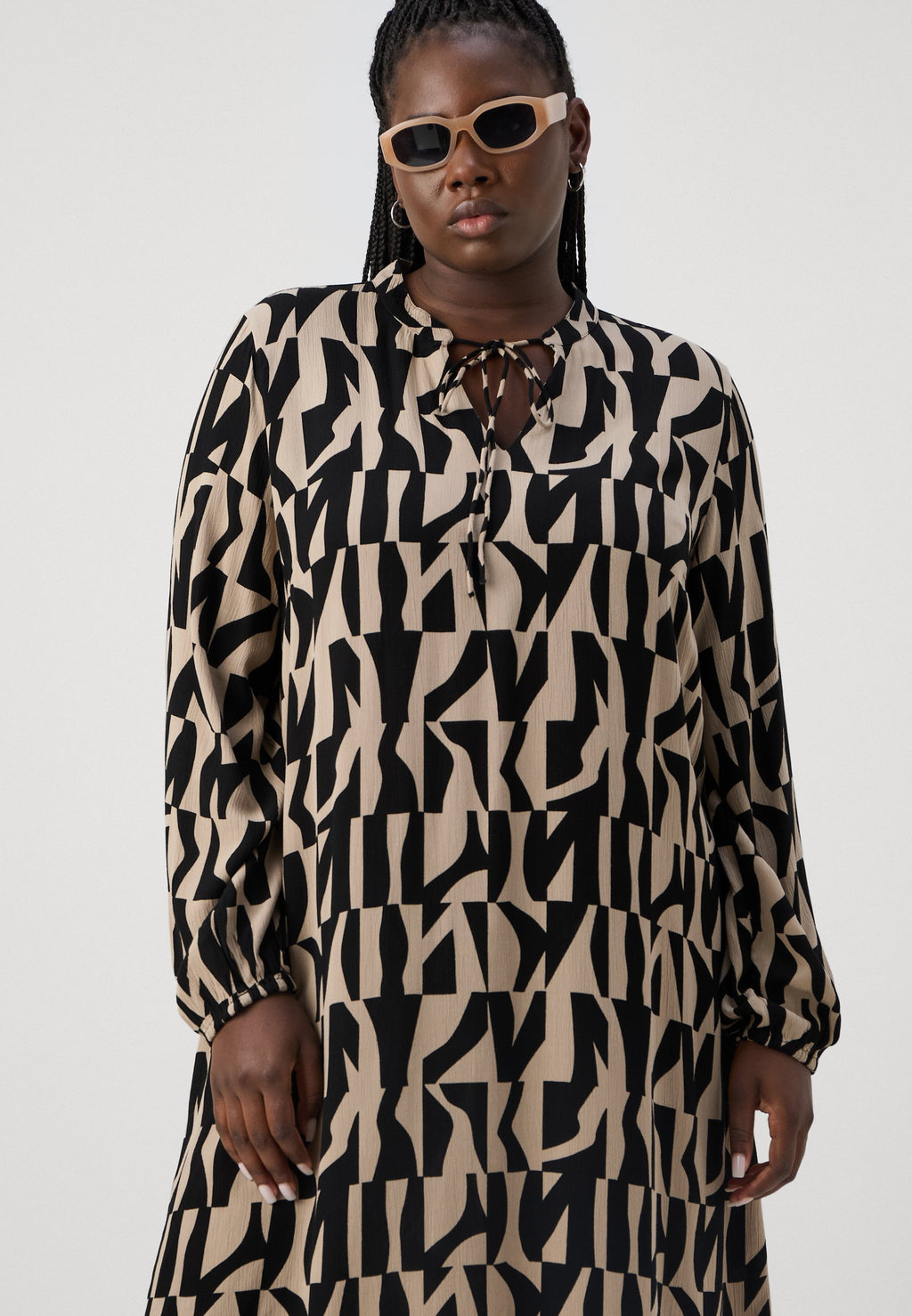 CARDIONA LIFE DRESS Media 5