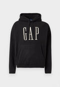 Schwarzer Hoodie aus weichem Stoff, mit einer Fronttasche, Kapuze mit Kordelzug und dem "GAP"-Logo in cremefarbener Schrift auf der Brust.