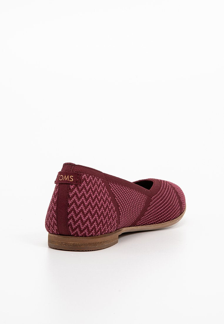 TOMS JUTTI NEAT