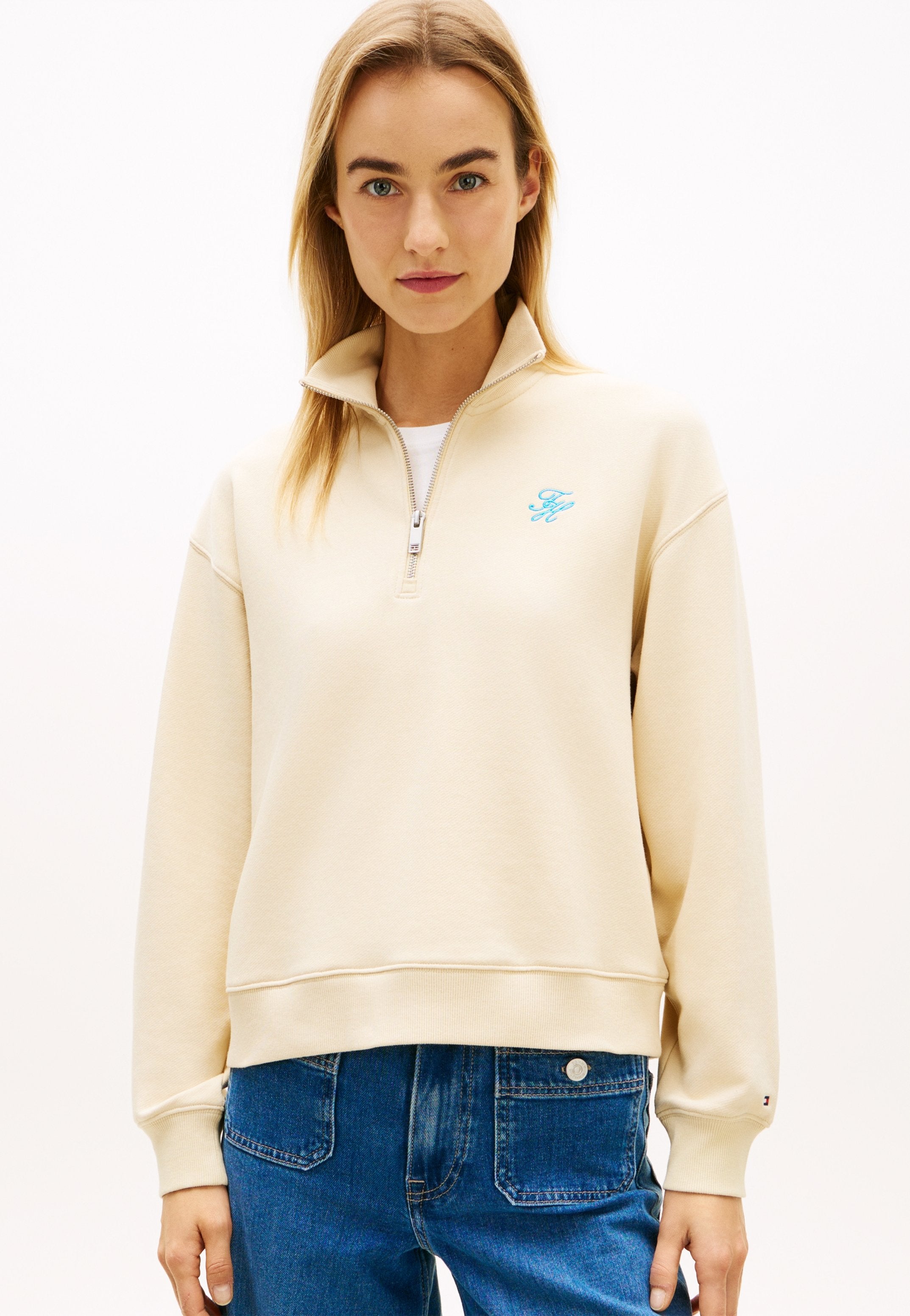 LOGO EMBROIDERY TERRY HALF-ZIP JUMPER Media 3