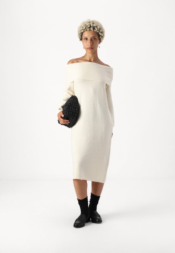 Vero Moda Petite VMBOOM OFF SHOULDER DRESS