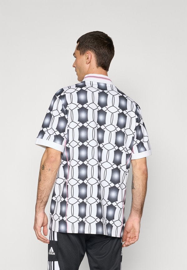 adidas Performance JUVENTUS TURIN LIFESTYLER JERSEY
