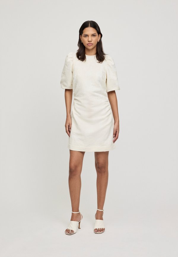 IVY OAK IONISSA